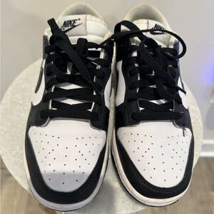 Nike Dunk Low retro white black panda Sneakers
